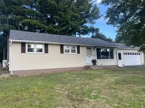 19 Sidor Dr, Enfield, CT 06082