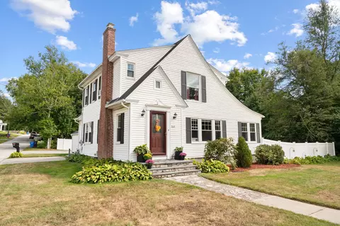 860 N Main St, Killingly, CT 06239