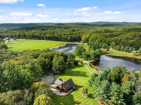 329 Turnpike Rd, Ashford, CT 06278