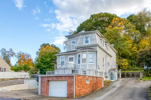 198 Scott St, Naugatuck, CT 06770