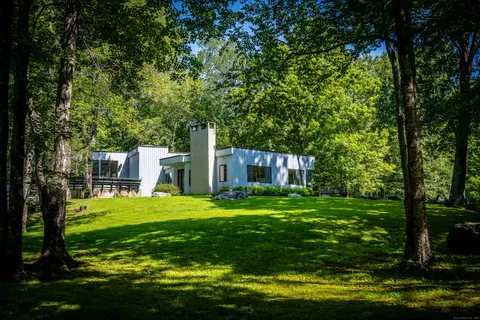 Undisclosed, Sherman, CT 06784