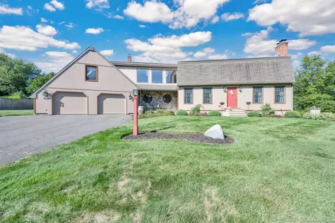 922 Flanders Rd, Southington, CT 06489