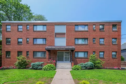9 Concord St #B1, West Hartford, CT 06119