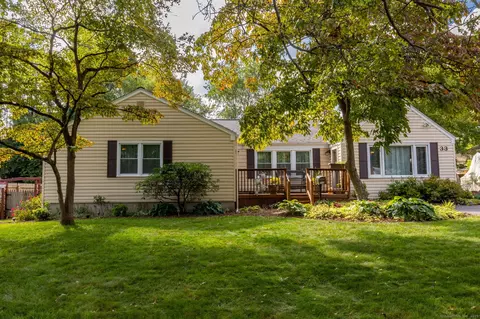 33 Nod Rd, Windsor, CT 06095
