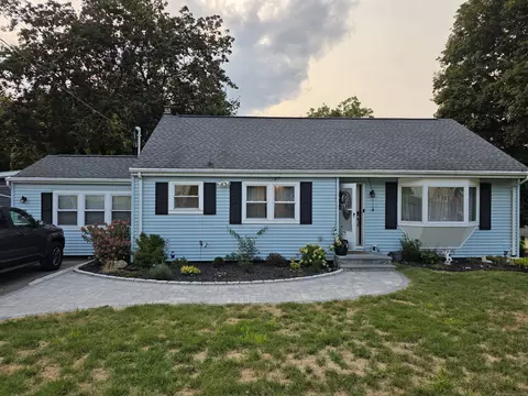 29 Sherwood Dr, New Milford, CT 06776