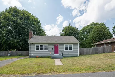 19 Collins St, Waterbury, CT 06704