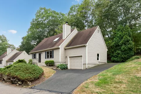 24 Copper Hill Dr #24, Guilford, CT 06437