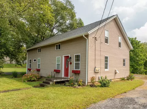 20 Pineville Rd, Killingly, CT 06241