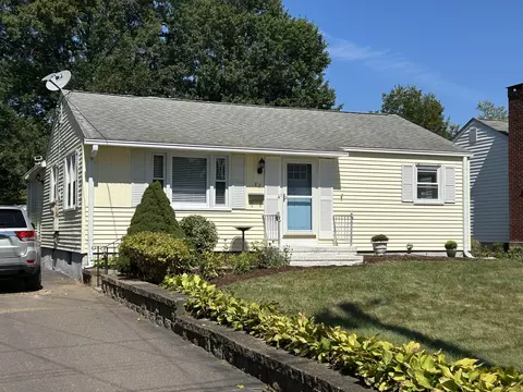 82 Dale Rd, Wethersfield, CT 06109