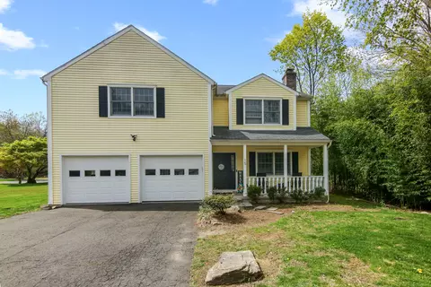 15 Renzulli Rd, Norwalk, CT 06851