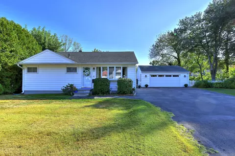 62 Contact Dr, West Haven, CT 06516