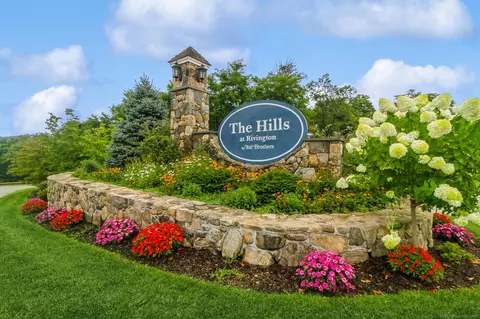 68 Warrington Round #68, Danbury, CT 06810