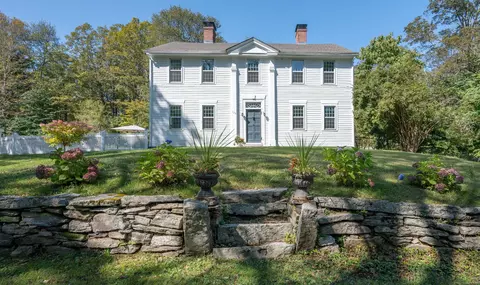 170 Lyon Hill Rd, Woodstock, CT 06281