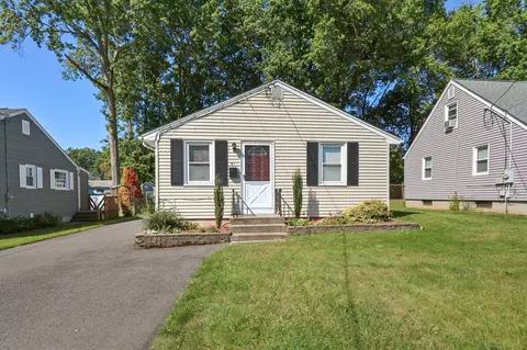 81 Benson St, New Britain, CT 06051