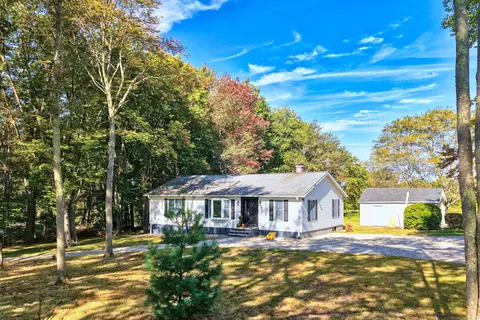 834 May St, Naugatuck, CT 06770