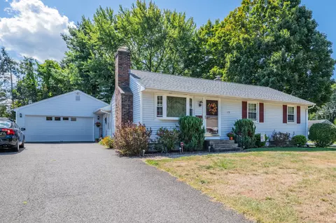 179 Sun Valley Dr, Southington, CT 06489