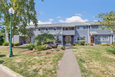 123 Shagbark Dr #123, Derby, CT 06418