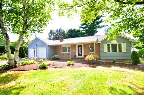 45 Griswold Rd, Wethersfield, CT 06109