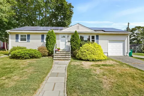 150 San Gabriel Ave, Stratford, CT 06614
