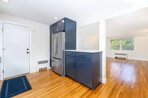 42 Arnold Way # A, West Hartford, CT 06119