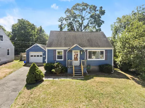 76 Hickory St, West Haven, CT 06516