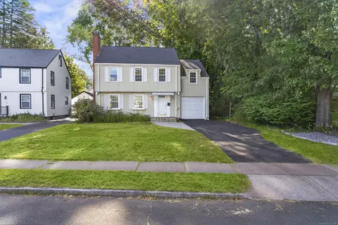 119 Robin Rd, West Hartford, CT 06119