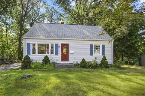 316 Old Turnpike Rd, Plantsville, CT 06479