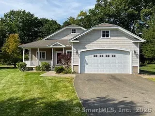 14 Hunt Glen Dr #14, Granby, CT 06035