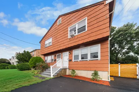 185 Shell St, Bridgeport, CT 06605