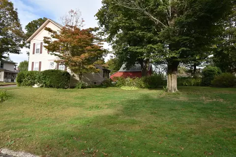 46 Pleasant Ave, Bristol, CT 06010