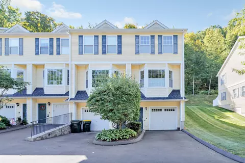 13 Great Oak Ridge Way #13, Seymour, CT 06483