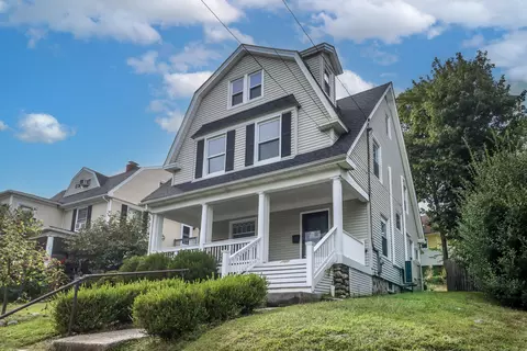 79 W Wooster St, Danbury, CT 06810