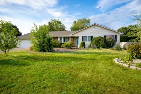 127 2 Rod Hwy, Wethersfield, CT 06109