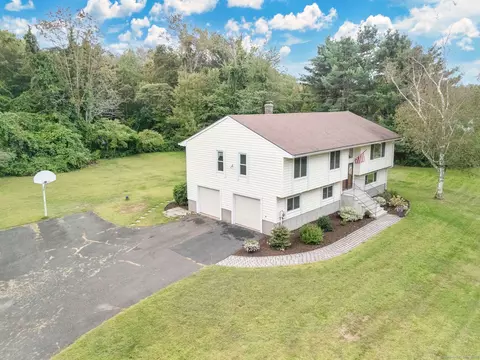68 Case St, Granby, CT 06090
