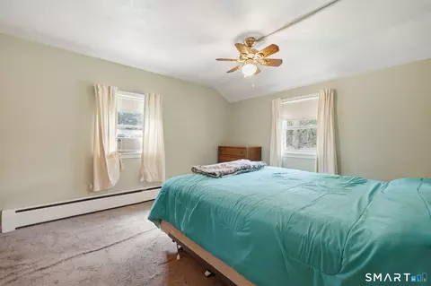 Bedroom - 15 Lin Sal St, Windsor Locks, CT 06096 photo 2 of 2