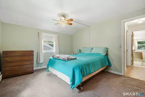 Bedroom - 15 Lin Sal St, Windsor Locks, CT 06096 photo 1 of 2