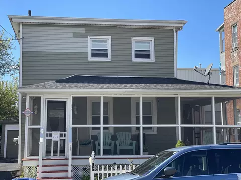 106 Elizabeth St, Bridgeport, CT 06610