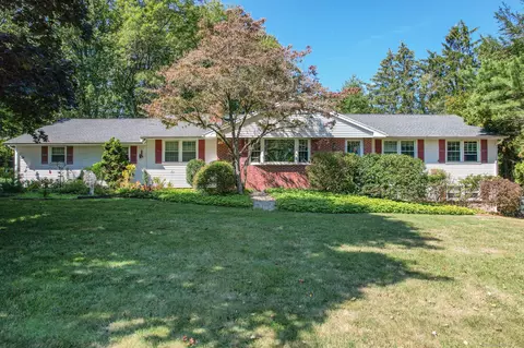 84 Highland Park Rd, North Haven, CT 06473