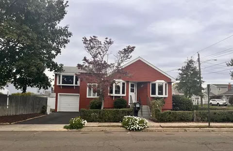 119 Bradford Ave, East Haven, CT 06512