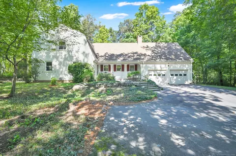 133 Westwood Dr, New Britain, CT 06052