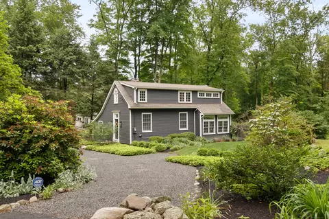 47 Godfrey Rd W, Weston, CT 06883