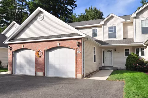 15 W Pine Way #31, Plainville, CT 06062