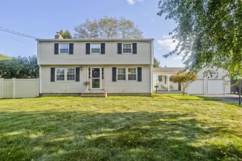 17 Field Rd, Enfield, CT 06082
