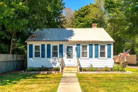 80 Boston Post Rd, Old Lyme, CT 06371