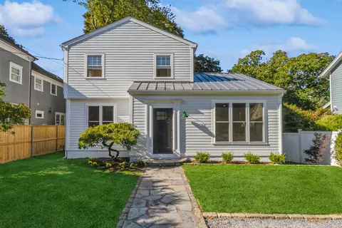 21 Maplewood Ave, Westport, CT 06880