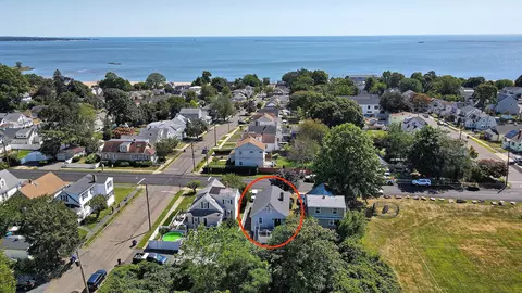 104 Highland Ave, West Haven, CT 06516