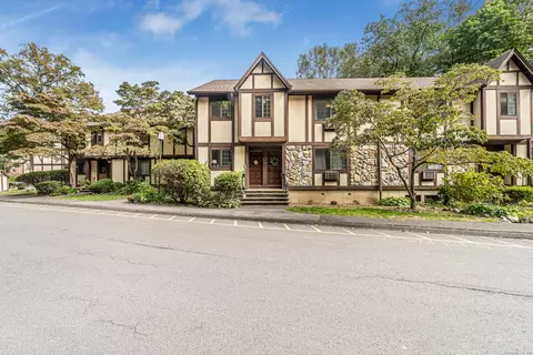 510 Swanson Cres #510, Milford, CT 06461
