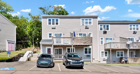 173 Russo Ave #610, East Haven, CT 06513