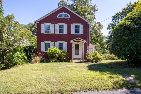 45 Prospect St, Portland, CT 06480