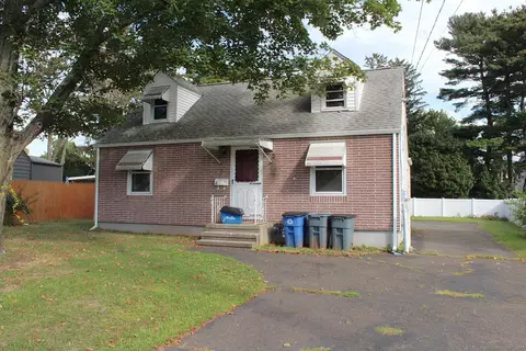 17 Guilford Ct, East Haven, CT 06512